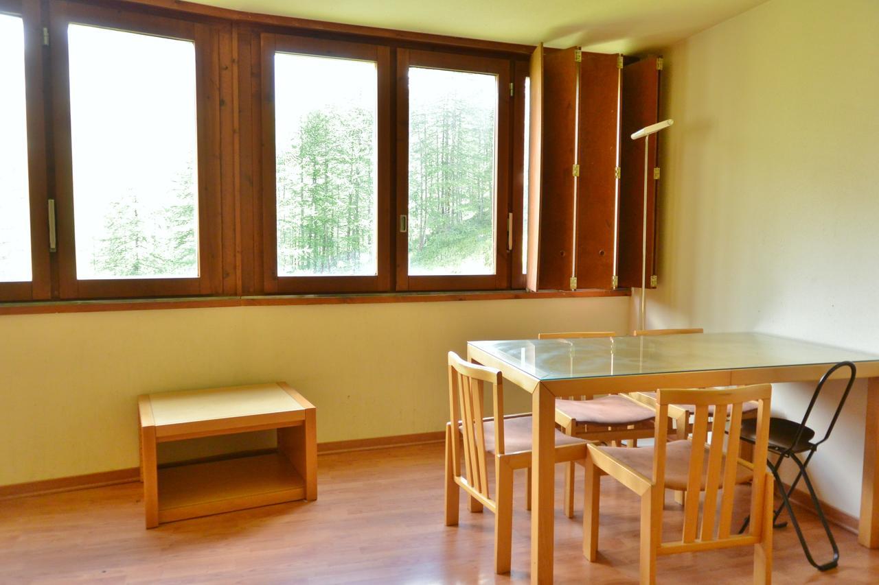 Appartamenti La Maison De Vacances Breuil-Cervinia Exteriör bild