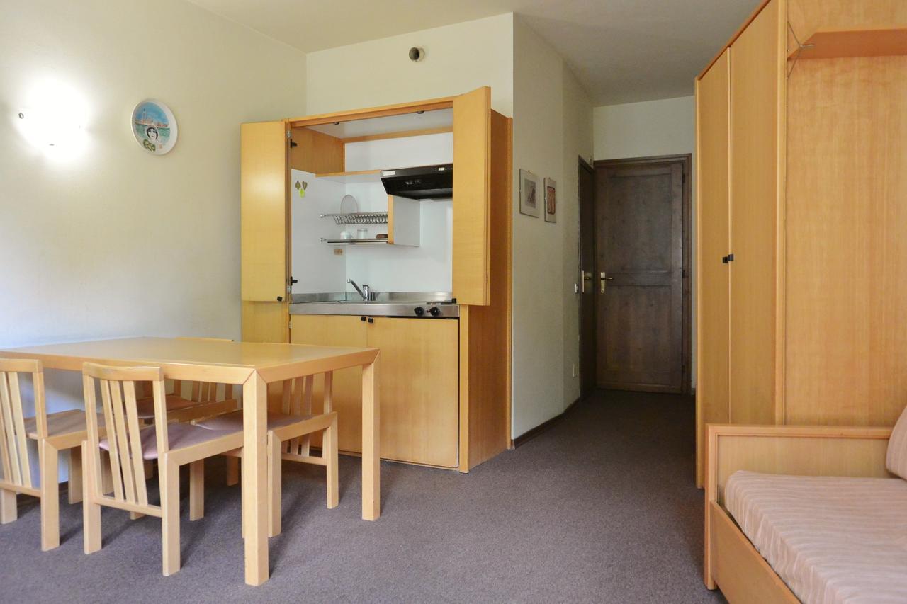 Appartamenti La Maison De Vacances Breuil-Cervinia Exteriör bild