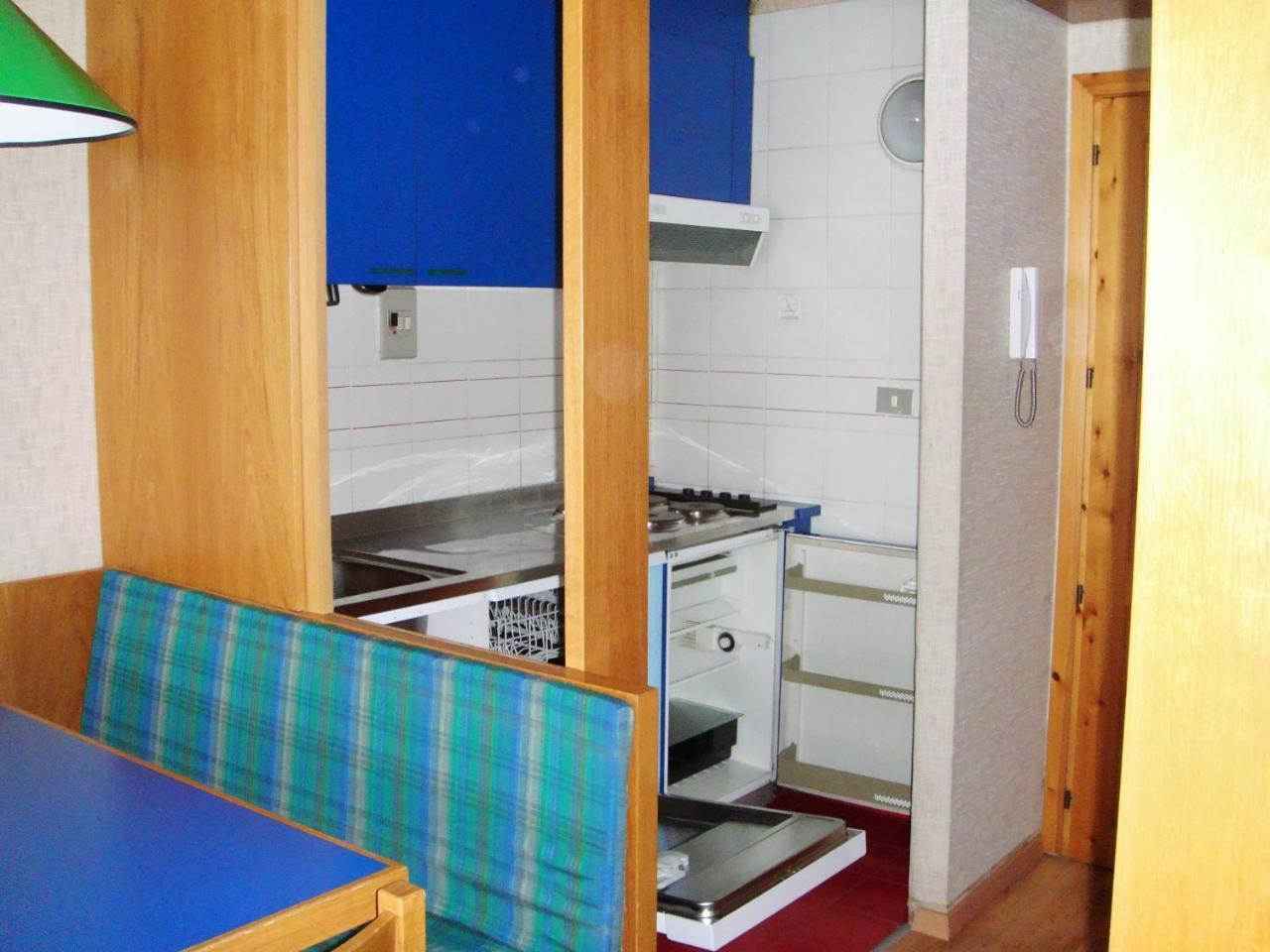 Appartamenti La Maison De Vacances Breuil-Cervinia Exteriör bild
